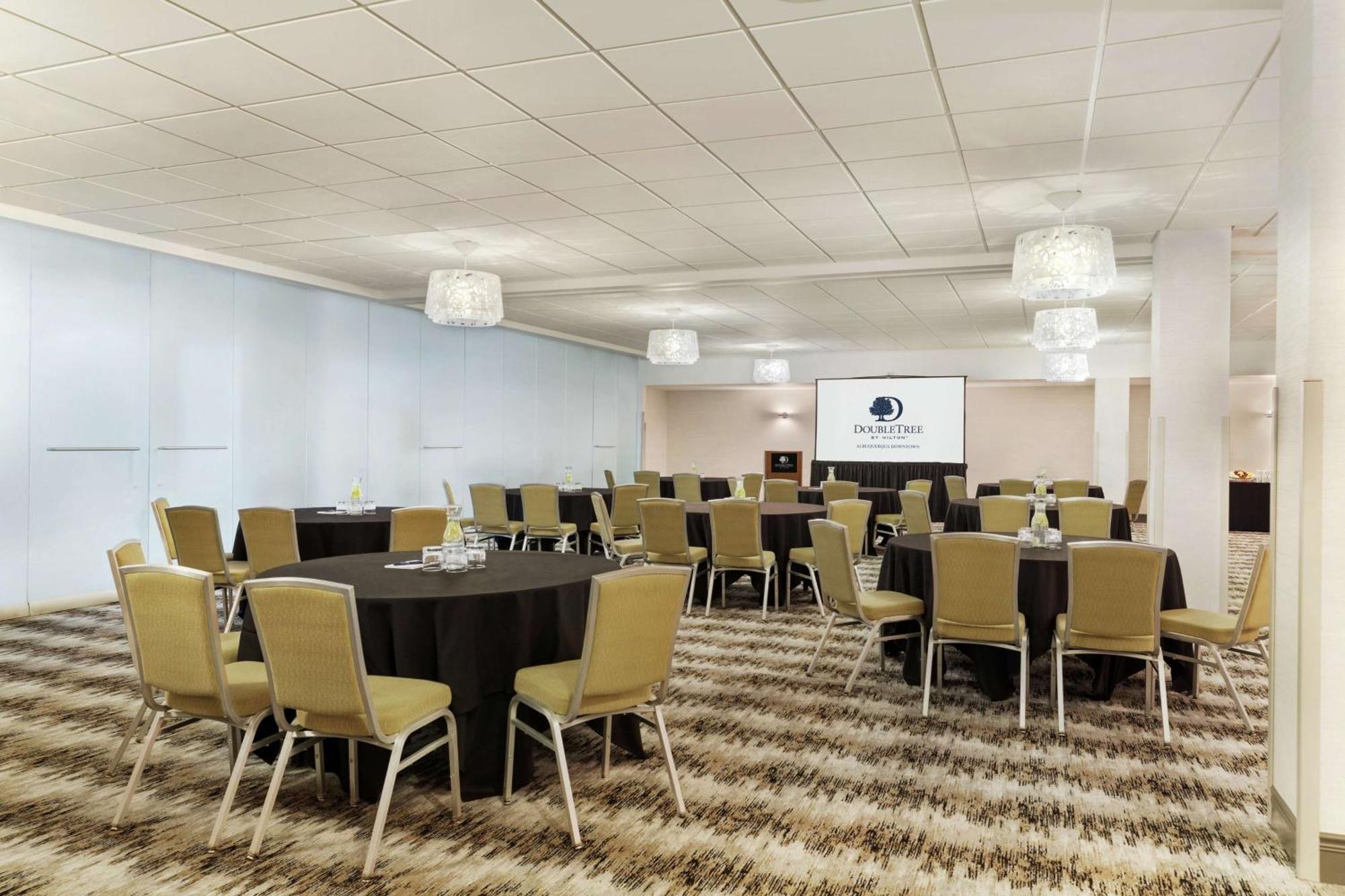 Doubletree By Hilton Hotel Albuquerque
